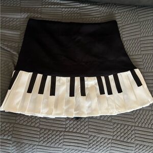 Black and White Piano-Trim Pleated Mini Skirt